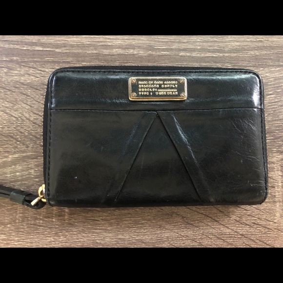 Marc by Marc Jacobs Black Leather Wallet - Picture 4 of 13